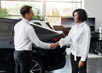 Cuidados a ter na compra de carro usado em Moçambique