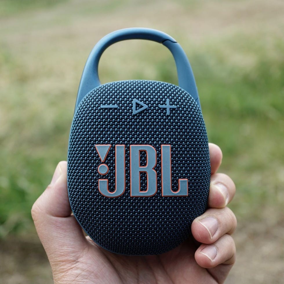 JBL Clip 5 vs. JBL Go 4