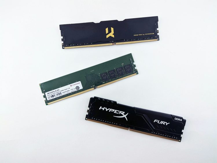 Qual é a diferença entre DDR3 e DDR4