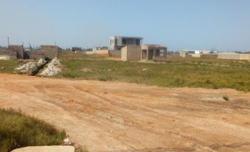 terreno-2040-zona-de-elite-costa-do-sol-trespasso-big-2