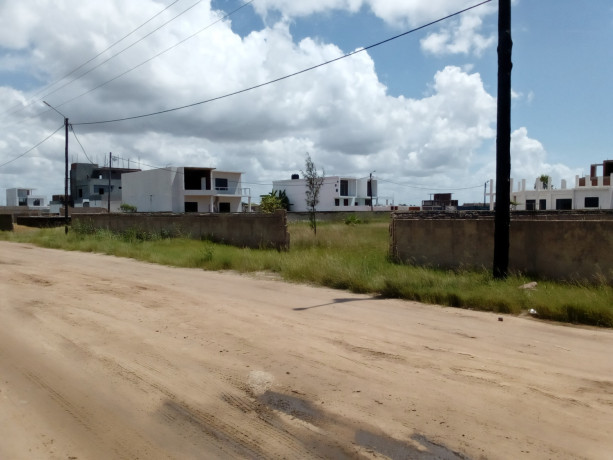 terreno-2040-b-costa-do-sol-zona-vip-trespasso-big-0