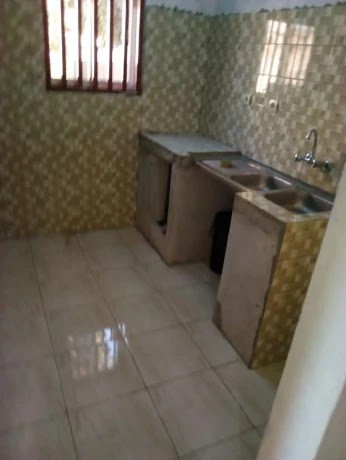 aluga-se-casa-t2-costa-do-sol-mapulene-zona-arenosa-big-0