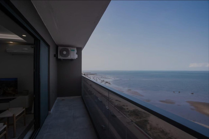 arrenda-se-luxuoso-apartamento-t1-mobilado-no-park-moza-big-2