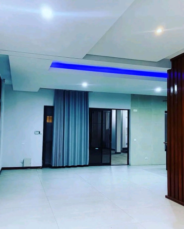 vende-se-luxuosa-moradia-t4-no-triunfo-novo-costa-do-sol-big-1