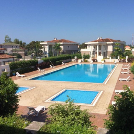vende-se-luxuoso-apartamento-t3-no-condominio-garden-park-big-4