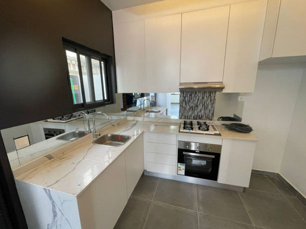 arrenda-se-e-vende-se-luxuosa-vivenda-duplex-t3-no-condominio-casa-jovem-big-1
