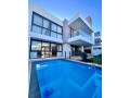arrenda-se-luxuosa-moradia-t4-no-condominio-tulipas-small-0