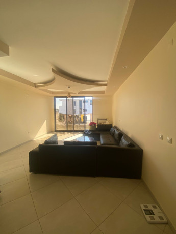 vende-se-luxuosa-moradia-t5-no-triunfo-novo-big-2