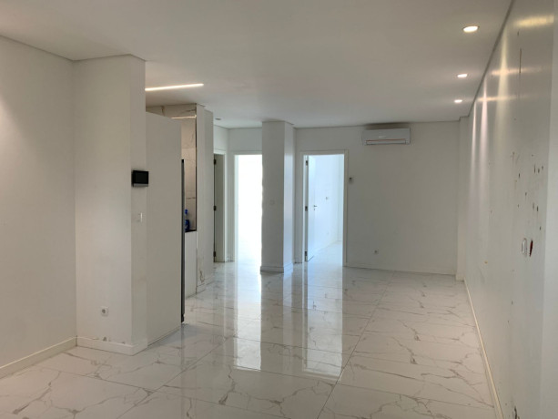 arrenda-se-luxuoso-apartamento-t2-triunfo-novo-big-1