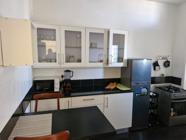 vende-se-apartamento-t2-no-bairro-da-polanaao-lado-ministerio-da-educacaoav24-de-julho-cruzamento-com-avorlando-magumbwe-big-1