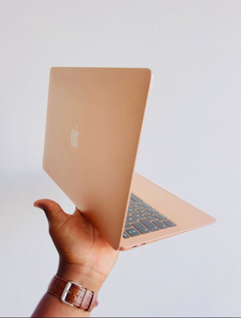 macbook-air-gb-8gb-big-3