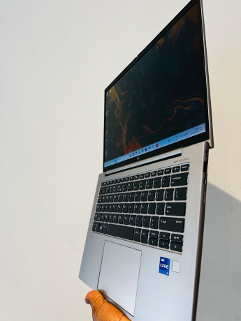 laptop-hp-zbook-firefly-g10-mobile-workstation-14-i7-13th-16gb-ram-256gb-ssd-big-3