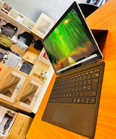 microsoft-surface-detachable-12-touch-i5-7th-256gb-ssd-8gb-ram-big-4