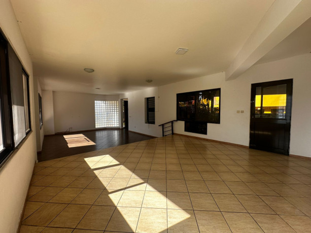 arrendam-se-moradia-t4-na-sommershild2-caa-boa-e-pronta-habitar-big-3
