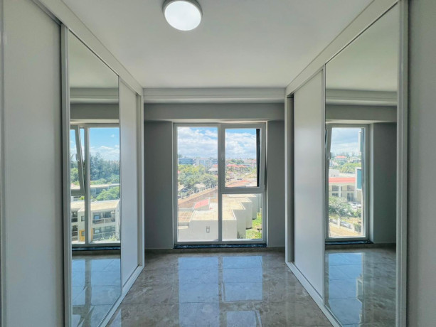 arrendam-se-luxuoso-apartamento-t3-no-condominio-toprak-na-av-julius-nyerer-big-2