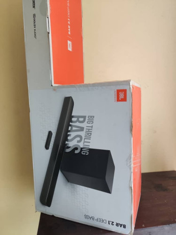 soundbar-jbl-deep-bass-21-selado-big-2