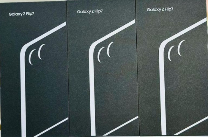 samsung-galaxy-z-flip-7-256gb-dual-sim-selado-big-0
