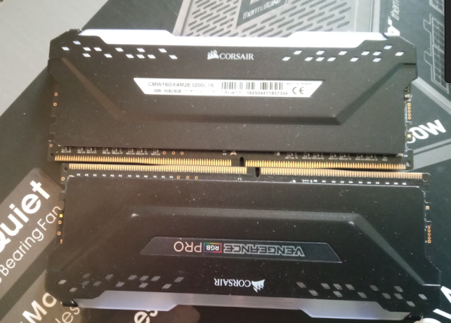 corsair-vengeance-rgb-pro-sl-big-0