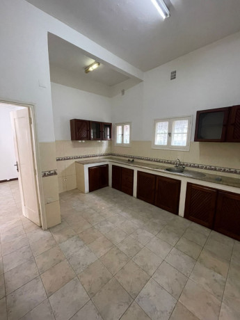 arrenda-se-belissima-geminada-t3-no-bairro-central-vladimir-lenine-big-0