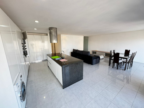 arrenda-se-luxuoso-apartamento-t3-mobilado-no-condominio-saphire-residence-big-0