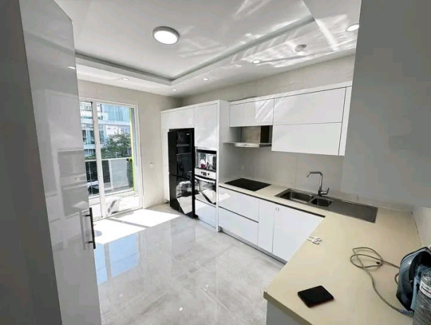 arrenda-se-e-vende-se-luxuoso-apartamento-t3-no-condominio-umran-residence-big-2