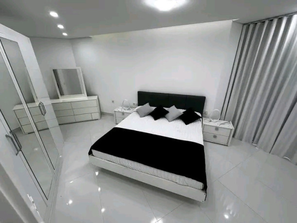 arrenda-se-e-vende-se-luxuoso-apartamento-t3-no-condominio-umran-residence-big-1