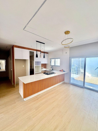 arrenda-se-luxuosa-vivenda-t3-no-condominio-casa-jovem-big-0