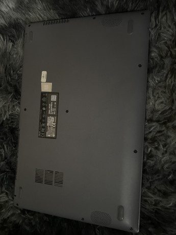 asus-vivobook-x509fa-8th-gen-core-i7-8565u-big-2
