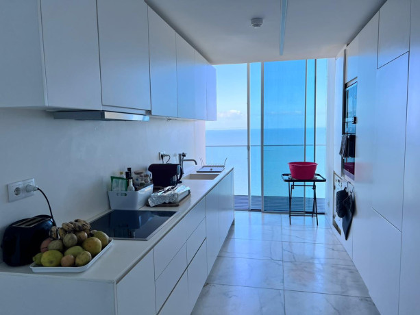 platinum-residence-temos-luxuoso-apartamento-t3-com-vista-ao-mar-big-1