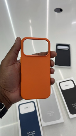 capas-de-leather-para-iphone-17-pro-max-novas-big-1