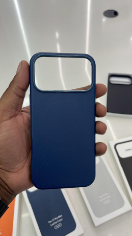 capas-de-leather-para-iphone-17-pro-max-novas-big-2