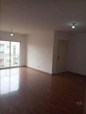 arrenda-se-apartamento-t3-no-condominio-vila-olimpica-big-2