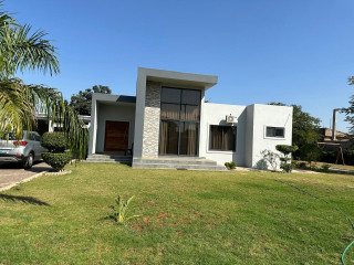vendo-belissimo-imovel-t3-no-bairro-da-mozal