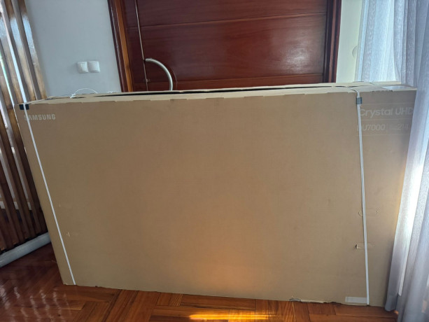 tv-samsung-85-smart-crystal-du7000-modelo-2024-selada-big-0