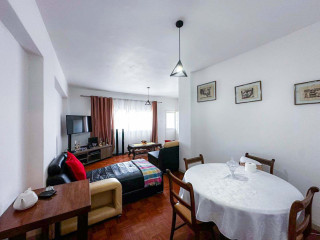 vende-se-belissimo-apartamento-t3-no-bairro-central-karl-marx-caixinha
