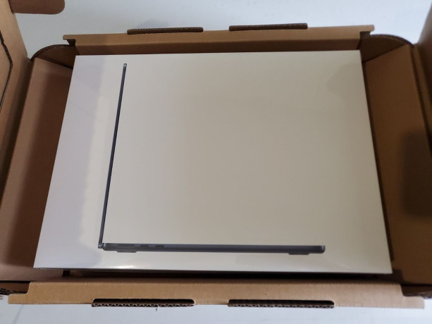 macbook-air-m2-15-cpu-8-core-gpu-10-core-8gb-ram-512gb-ssd-selados-big-0