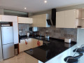 vende-se-luxuoso-apartamento-t2-mobilado-no-deco-assos-vista-ao-mar-small-1