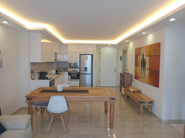 arrenda-se-apartamento-t2-mobilado-no-parkmoza-avenida-marginal-big-0