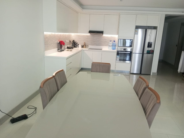 park-moza-temos-luxuoso-apartamento-t2-mobilado-dos-maiores-big-2