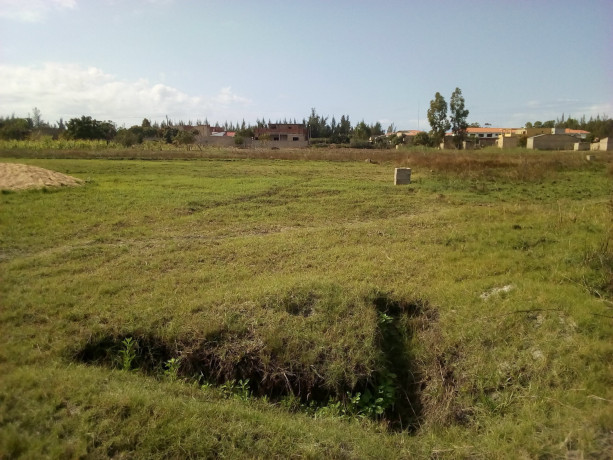 terreno-1530-no-costa-do-sol-zona-de-expansao-big-0