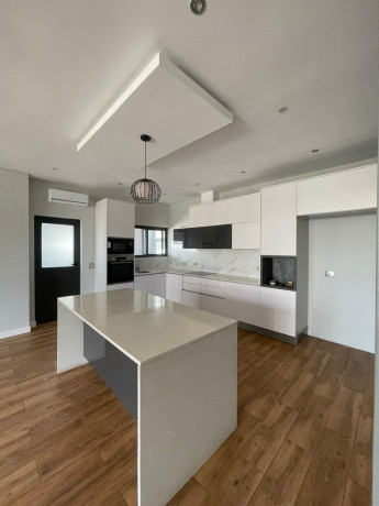 arrenda-se-luxuoso-apartamento-t3-no-triunfo-2-big-3