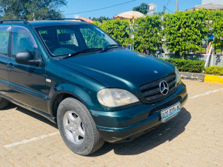 mercedes-ml-320