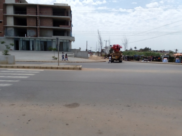 terreno-1530-na-costa-do-sol-zona-de-expansao-big-3