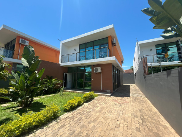 vende-se-luxuosa-moradia-t3-duplex-no-condominio-vila-sol-2-no-triunfo-novo-big-0