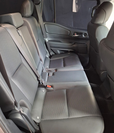 vende-se-toyota-land-cruiser-2024-recem-chegado-big-3