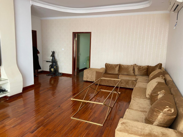 arrenda-se-luxuosa-moradia-t4-mobilada-no-triunfo-novo-big-1