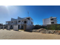 vende-se-uma-moradia-inacabada-t4-duplex-na-polana-canico-small-2