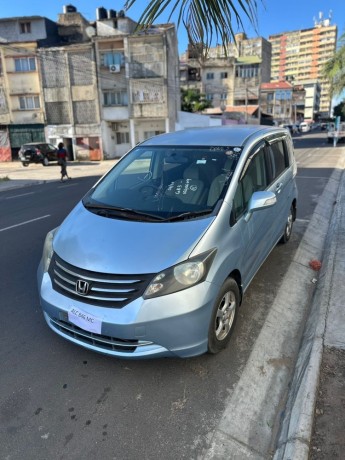 honda-freed-big-0