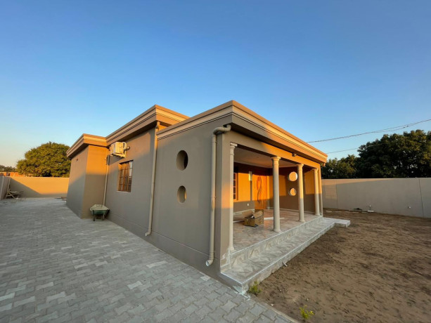 vendo-casa-t3-em-mozal-cruzamento-big-0