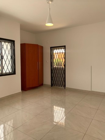 arrenda-se-apartamento-t2-triunfo-novo-proximo-do-vila-sol-big-4